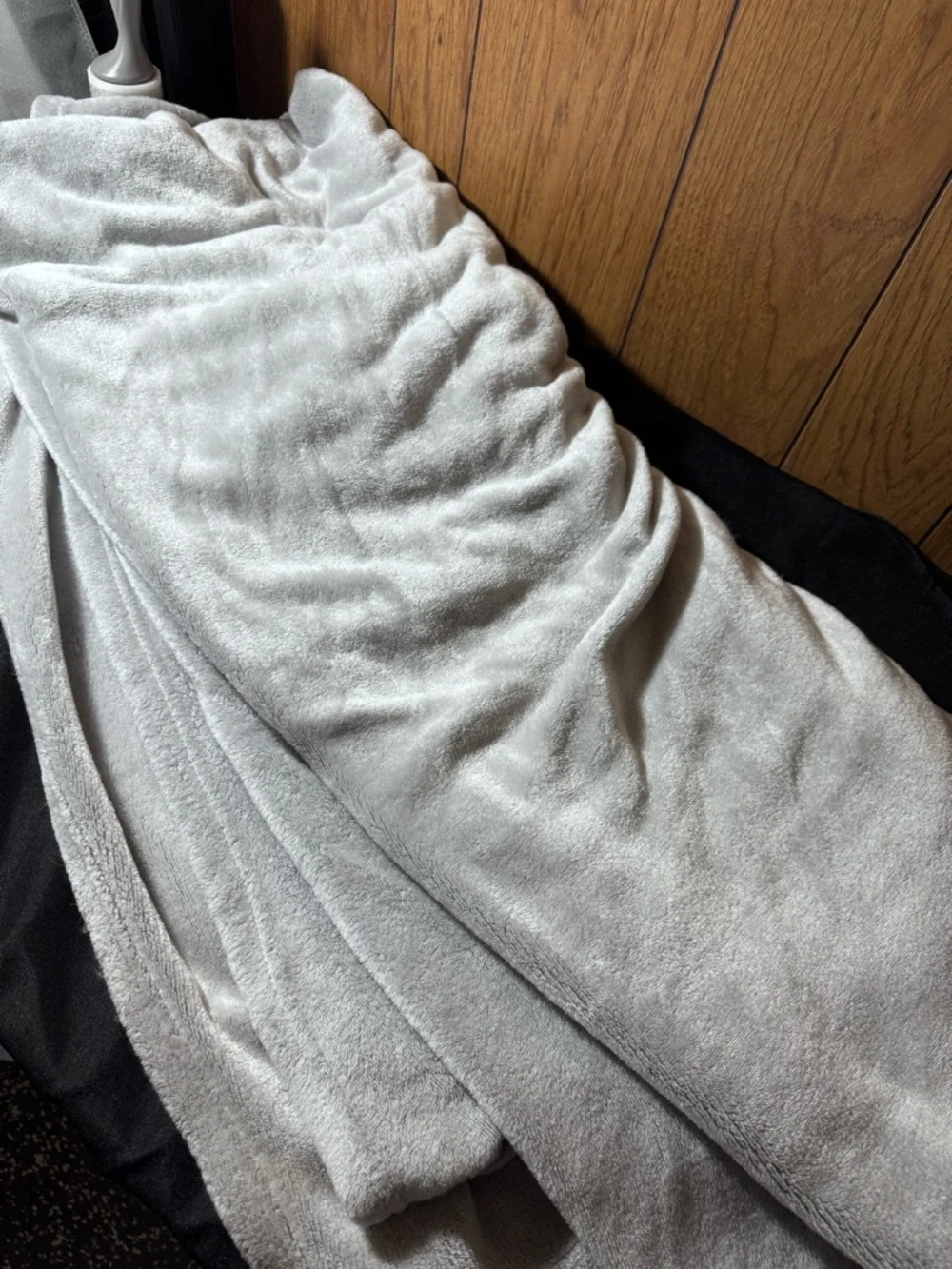 Soft Light Gray Blanket - Plush‎ Everyday Comfort Throw